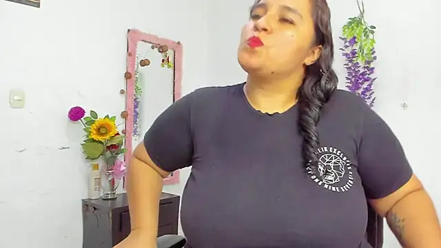  1Zoey online show from 02/06/26, 11:30