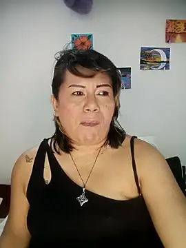 Snapshot of angi_daw chatting on 06/05/26, 03:46 angi daw online show from 06/05/26, 03:46