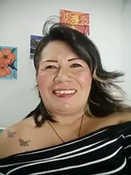 Snapshot of angi_daw chatting on 06/29/26, 02:51 angi daw online show from 06/29/26, 02:51