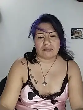 Snapshot of angi_daw chatting on 07/19/26, 02:59 angi daw online show from 07/19/26, 02:59