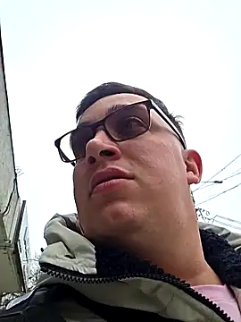 Snapshot of Gay24nk chatting on 12/17/25, 11:38 Gay24nk online show from 12/17/25, 11:38