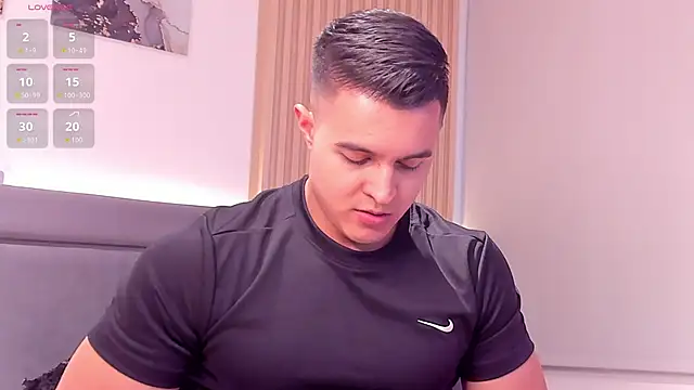 Snapshot of Mason_bennet chatting on 02/26/26, 09:36 Mason bennet online show from 02/26/26, 09:36