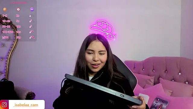 Snapshot of ISABELA_TAY chatting on 05/19/26, 12:11 ISABELA TAY online show from 05/19/26, 12:11