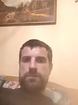 TwardyKierowca online show from 04/22/26, 02:14