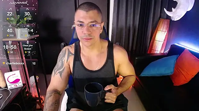 Zed ferrer online show from 04/23/26, 08:57