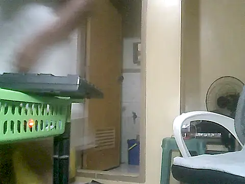 Snapshot of loriepinay46 chatting on 02/28/26, 02:40 loriepinay46 online show from 02/28/26, 02:40