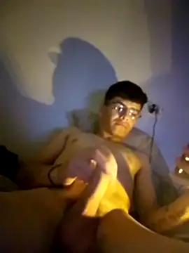 quetzal200128 online show from 11/16/25, 05:46