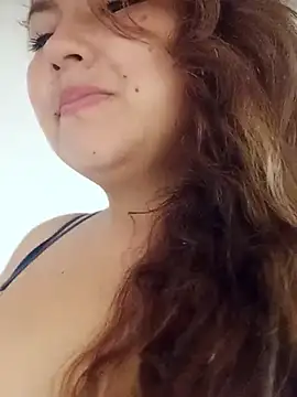 Snapshot of Alixx_01 chatting on 11/22/25, 07:13 Alixx 01 online show from 11/22/25, 07:13