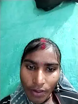 Snapshot of Big_Lovexx chatting on 12/21/25, 07:48 Big Lovexx online show from 12/21/25, 07:48