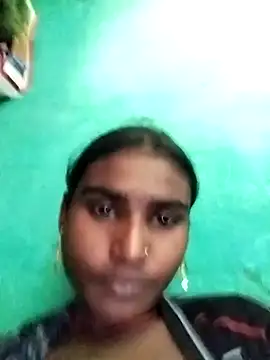 Snapshot of Big_Lovexx chatting on 02/14/26, 09:17 Big Lovexx online show from 02/14/26, 09:17