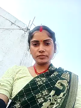 Snapshot of Pushpa_hotty chatting on 12/16/25, 03:00 Pushpa hotty online show from 12/16/25, 03:00