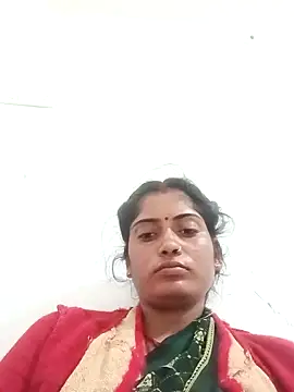 Snapshot of Pushpa_hotty chatting on 12/16/25, 11:10 Pushpa hotty online show from 12/16/25, 11:10