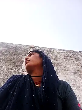 Snapshot of Pushpa_hotty chatting on 02/24/26, 04:21 Pushpa hotty online show from 02/24/26, 04:21