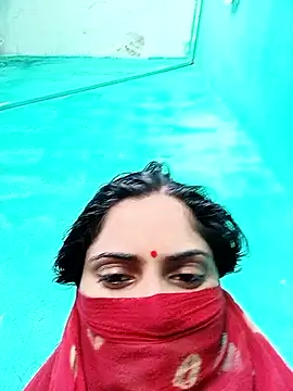 Snapshot of Pushpa_hotty chatting on 05/17/26, 02:53 Pushpa hotty online show from 05/17/26, 02:53