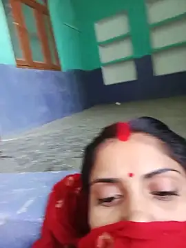 Snapshot of Pushpa_hotty chatting on 05/18/26, 04:07 Pushpa hotty online show from 05/18/26, 04:07