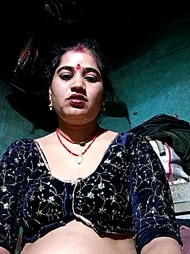 Snapshot of Hot_kamla chatting on 04/29/26, 11:22 Hot kamla online show from 04/29/26, 11:22