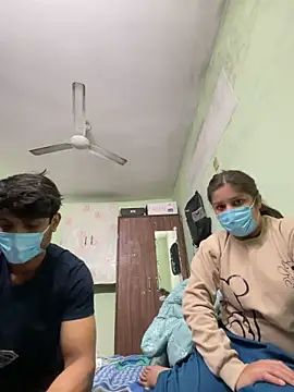 Cute hotzara online show from 12/20/25, 04:41