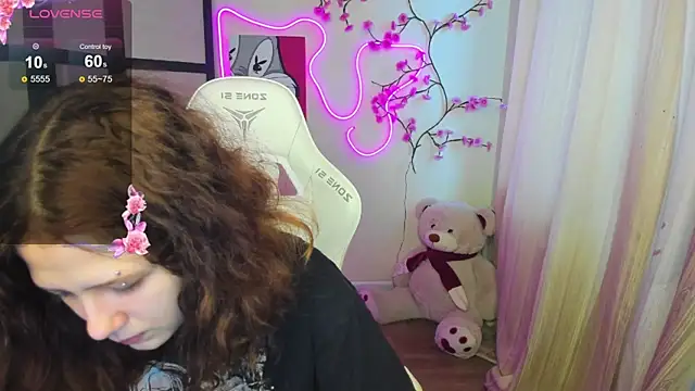 Anora Miller online show from 11/23/25, 08:03