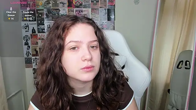 Snapshot of Anora_Miller chatting on 02/11/26, 08:08 Anora Miller online show from 02/11/26, 08:08