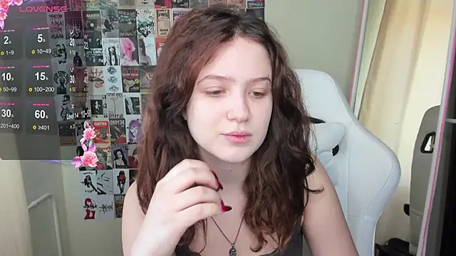 Snapshot of Anora_Miller chatting on 02/25/26, 08:46 Anora Miller online show from 02/25/26, 08:46