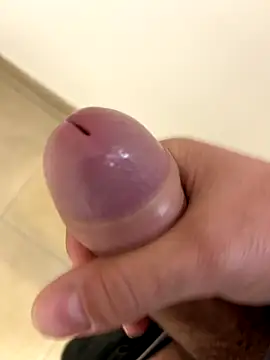 Snapshot of Rober2709 chatting on 11/15/25, 09:00 Rober2709 online show from 11/15/25, 09:00