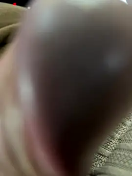 Snapshot of Rober2709 chatting on 11/17/25, 02:45 Rober2709 online show from 11/17/25, 02:45