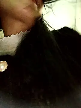 gugu0022 online show from 12/15/25, 08:40