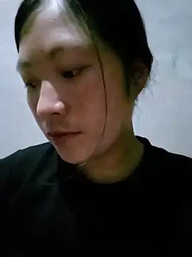 Snapshot of Micky_baby chatting on 05/21/26, 12:28 Micky baby online show from 05/21/26, 12:28