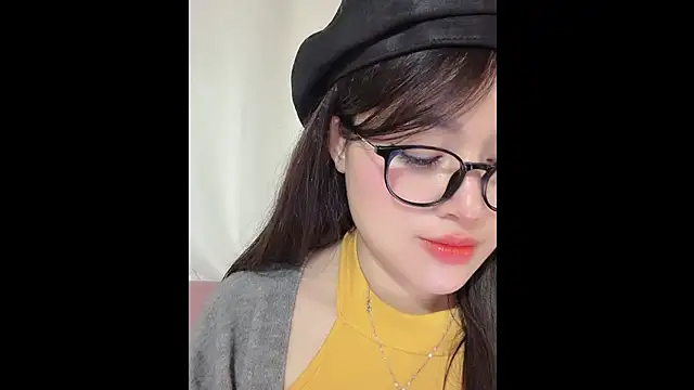 MiCandy-Lovee online show from 11/20/25, 06:07
