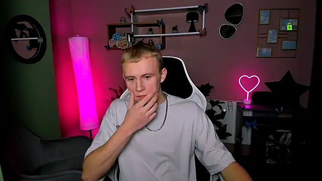 Snapshot of rafael_bien chatting on 11/30/25, 08:13 rafael bien online show from 11/30/25, 08:13