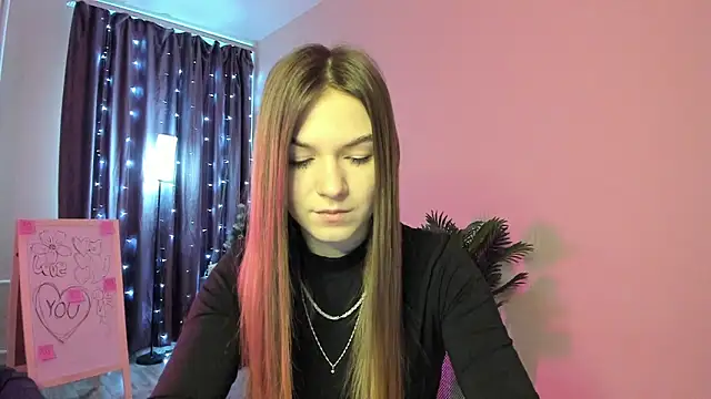 luna lust 212 online show from 02/19/26, 04:19