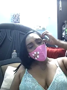 Dharshini98 online show from 04/23/26, 03:03