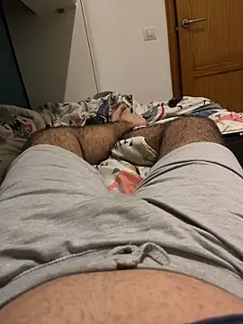 Yannick04 online show from 11/22/25, 07:35