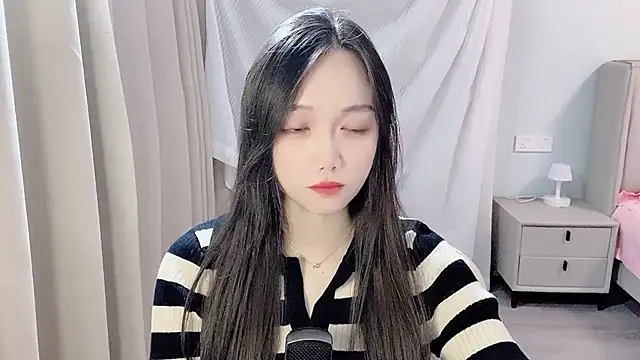 BoiI2u online show from 11/22/25, 03:22