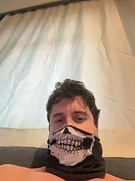 Snapshot of bigfatbro9 chatting on 01/15/26, 02:10 bigfatbro9 online show from 01/15/26, 02:10