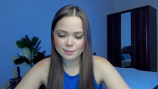 Kira love 81 online show from 01/14/26, 07:41