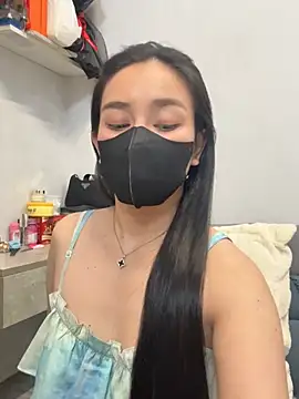 Snapshot of Tina_2k3 chatting on 02/20/26, 12:49 Tina 2k3 online show from 02/20/26, 12:49