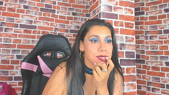 Nyra Rose online show from 01/14/26, 04:51