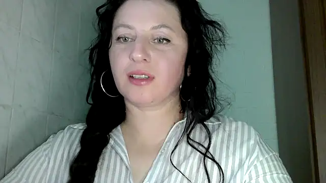 MelinaAx online show from 04/18/26, 07:40