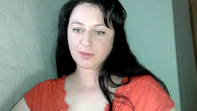 Snapshot of MelinaAx chatting on 05/10/26, 07:41 MelinaAx online show from 05/10/26, 07:41