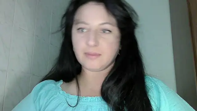Snapshot of MelinaAx chatting on 06/03/26, 06:57 MelinaAx online show from 06/03/26, 06:57