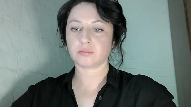 Snapshot of MelinaAx chatting on 06/08/26, 07:03 MelinaAx online show from 06/08/26, 07:03