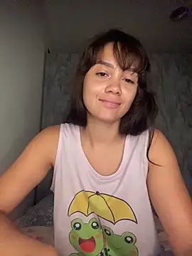 Snapshot of carolsapequinha chatting on 05/18/26, 10:21 carolsapequinha online show from 05/18/26, 10:21