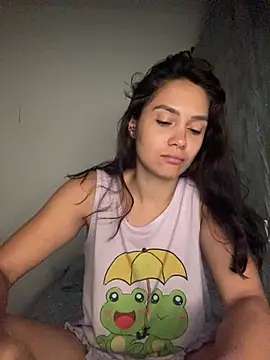 Snapshot of carolsapequinha chatting on 06/24/26, 11:31 carolsapequinha online show from 06/24/26, 11:31