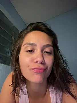 Snapshot of carolsapequinha chatting on 08/09/26, 04:50 carolsapequinha online show from 08/09/26, 04:50