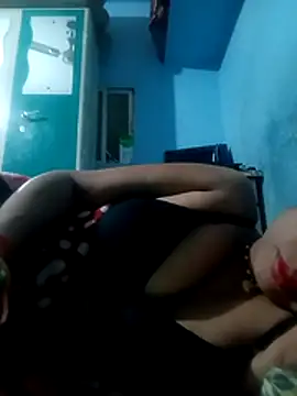 beutiful hot online show from 01/15/26, 04:44