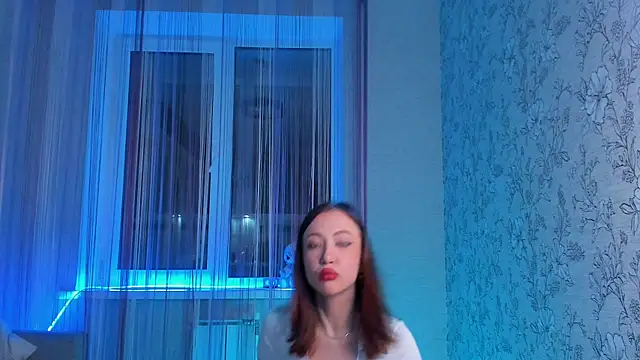 SofiaOyerbach online show from 11/24/25, 12:49