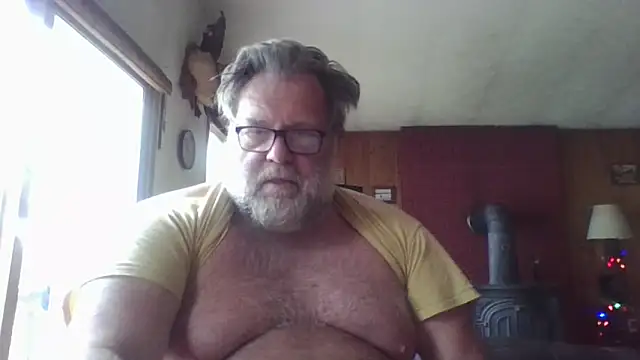 Snapshot of Joshc405 chatting on 05/24/26, 03:17 Joshc405 online show from 05/24/26, 03:17