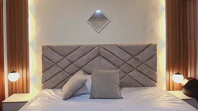 Laracooper  online show from 03/09/26, 08:02