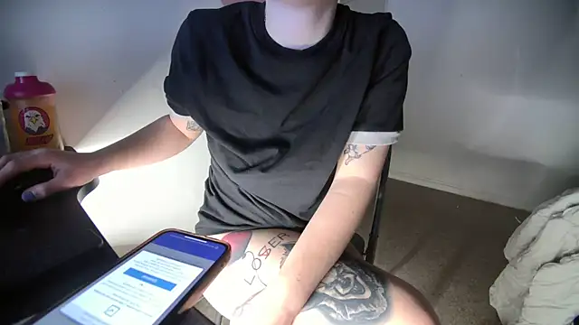 secretcouple 00 online show from 11/19/25, 06:13